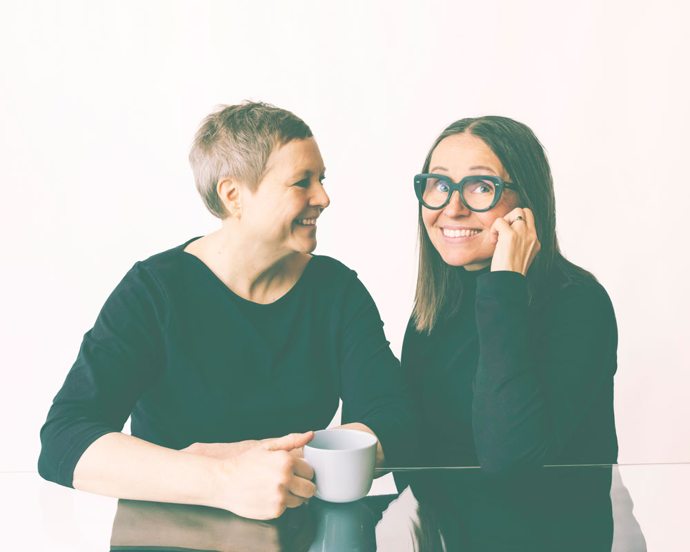 Hanna-Mari ja Nina Ruukki Creativesta aamupalaverissa.